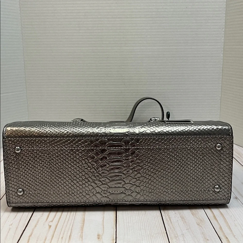 Ralph Lauren metallic handbag. Adjustable shoulder strap. Snakeskin print. NWT! - Picture 3 of 10